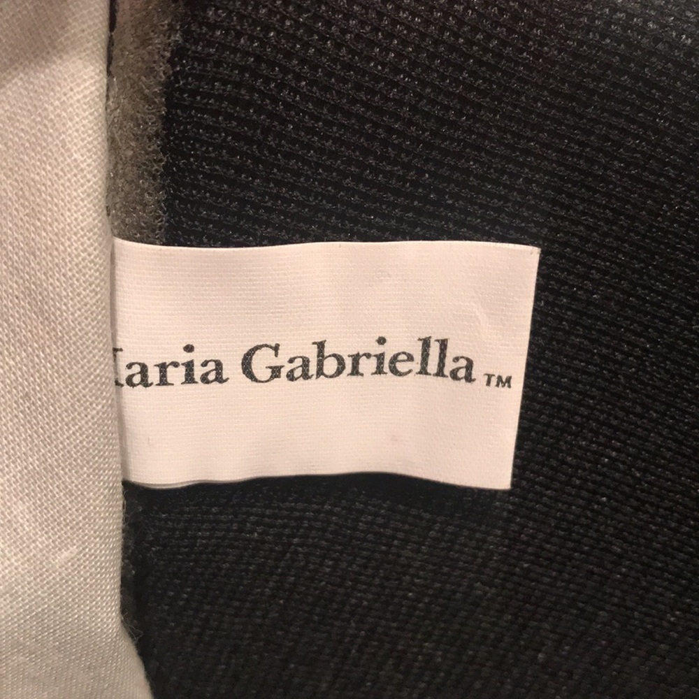 Maria Gabriella brand size 6.5M black boots w/ zipper in back - Picture 6 of 7